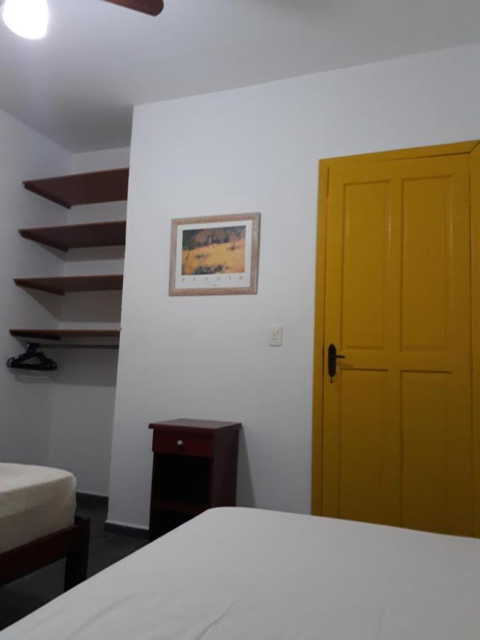 Residencial Colonial Amarelo a 150m da Praia de Mariscal Bombinhas Exterior foto
