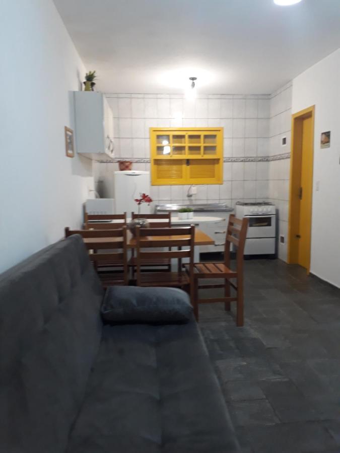 Residencial Colonial Amarelo a 150m da Praia de Mariscal Bombinhas Exterior foto