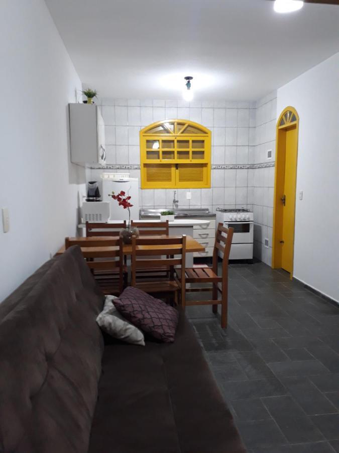 Residencial Colonial Amarelo a 150m da Praia de Mariscal Bombinhas Exterior foto